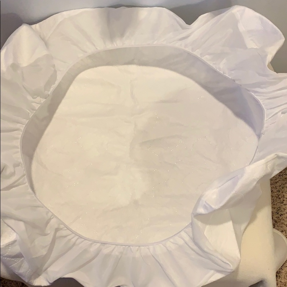 Crib Bedding Set - Picture 10 of 11